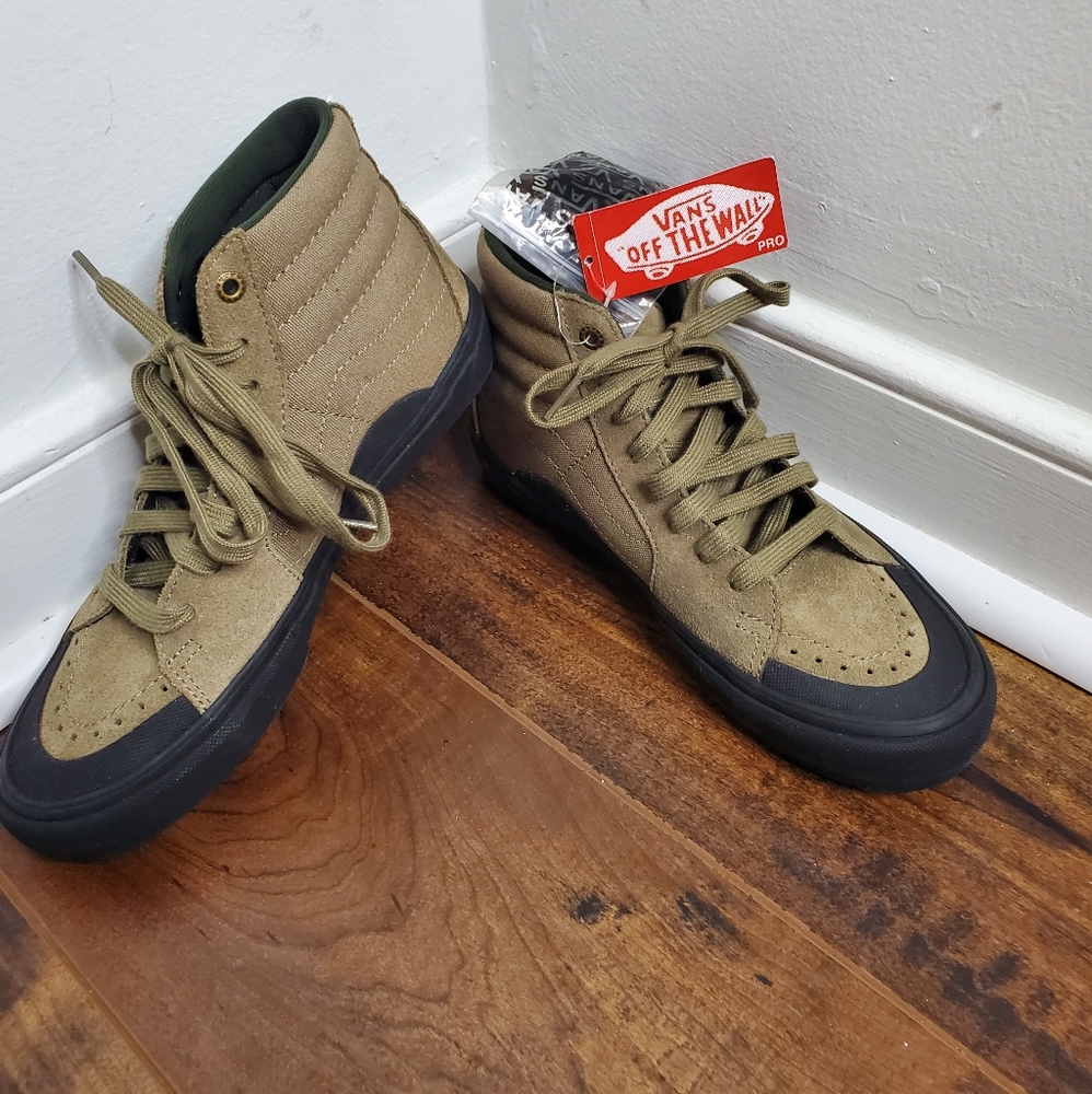 NWT Vans Sk8-Hi Pro Dakota Roche Covert Green Shoe